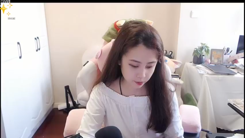 【2022-08-18 12点场】Mayuki小闲闲：✨双点 校园✨