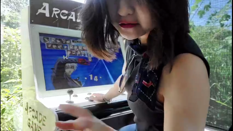 【2022-08-18 12点场】刘灶灶：《最佳玩家》Day2:限时逃离开启！灶灶