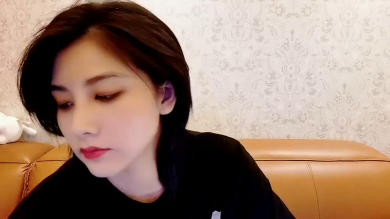 【2022-08-21 20点场】我是唐菲：猪 你的鼻子有两个孔