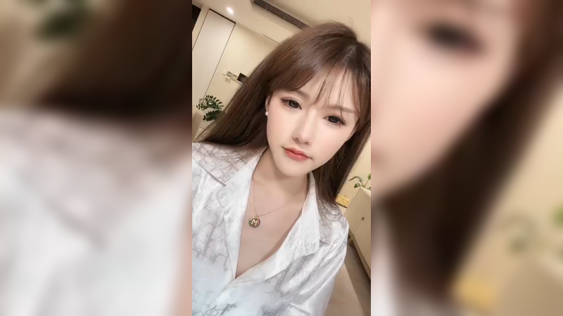 李一桐.的直播