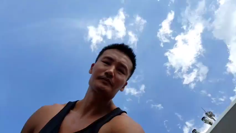【2022-08-22 16点场】黑人毅：岛上玩几天