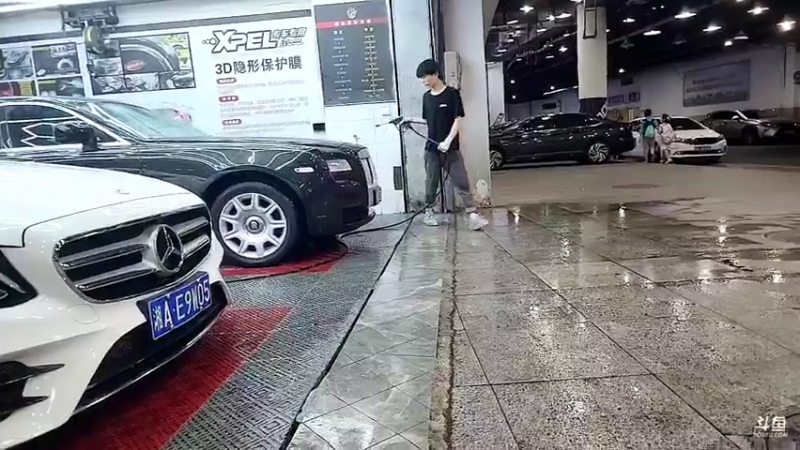 【2022-08-22 15点场】蓝战非OvO：洗车工蓝战非