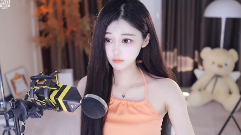 【2022-08-24 21点场】苏小懒38D：呆萌懒妹无敌 射手嘎嘎乱杀