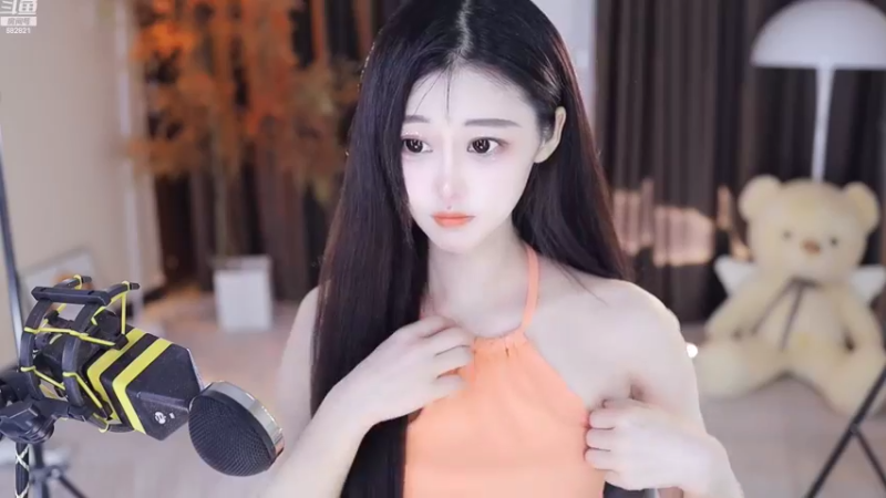 【2022-08-24 15点场】苏小懒38D：呆萌懒妹无敌 射手嘎嘎乱杀