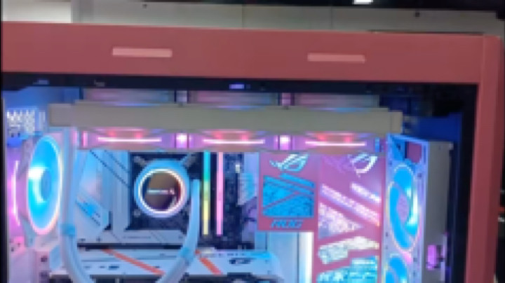 80it电脑网发布了一个斗鱼视频2022-08-24