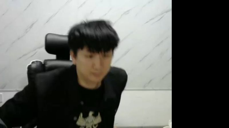 【2022-08-24 20点场】解说小狼：小狼：我狼大舞厅
