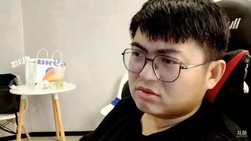 【2022-08-25 02点场】火力堂主：明天去宁波！