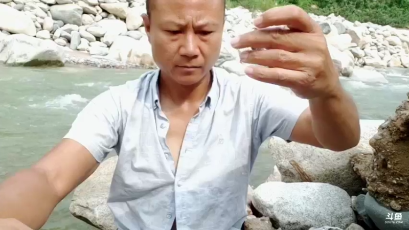 【2022-08-26 10点场】黑哥户外：记录农村平淡生活
