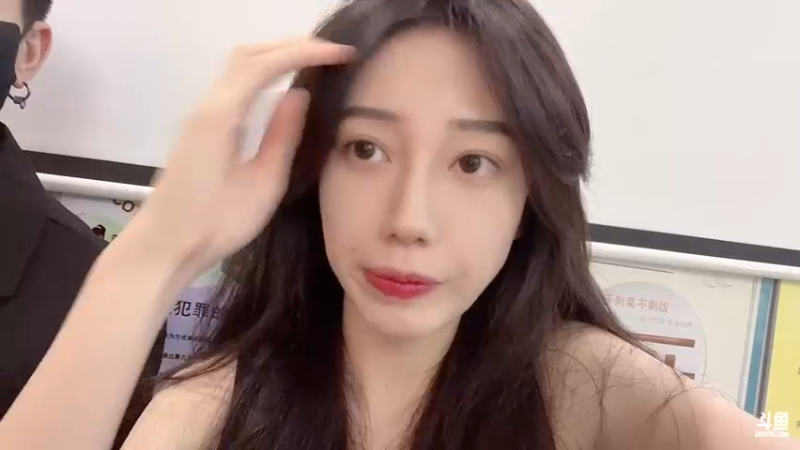 【2022-08-27 21点场】douyu小漠：《斗罗外传》Day1 入学史莱克