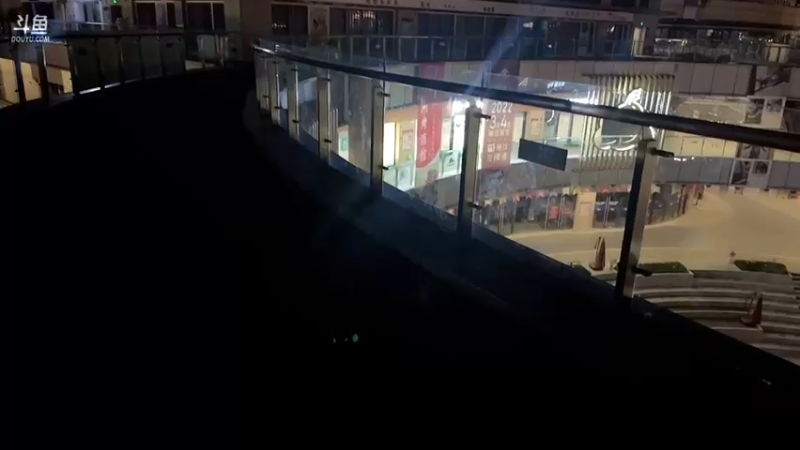 【2022-08-26 23点场】别问问就黑皮：【小奶团】健身第二周！