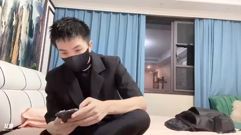 【2022-08-27 21点场】douyu小漠：《斗罗外传》Day1 入学史莱克