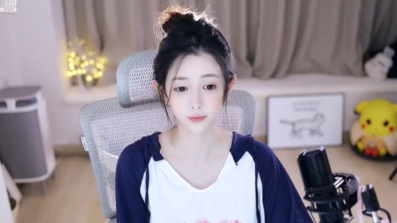【2022-08-29 22点场】晒网的慧儿呀：谁家还没个忙碌的小孩呢