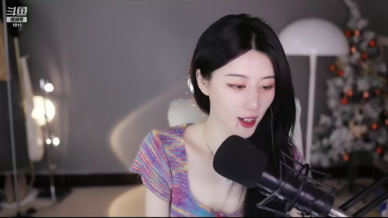 【2022-08-30 02点场】青台miss：希望大家天天开心 1011