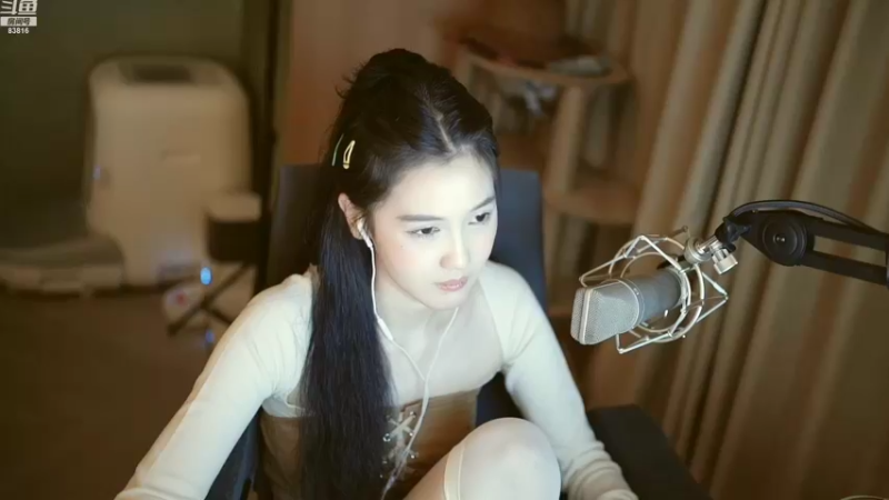 【2022-08-31 04点场】iu可可曾：一个跟粉丝节奏的主播。
