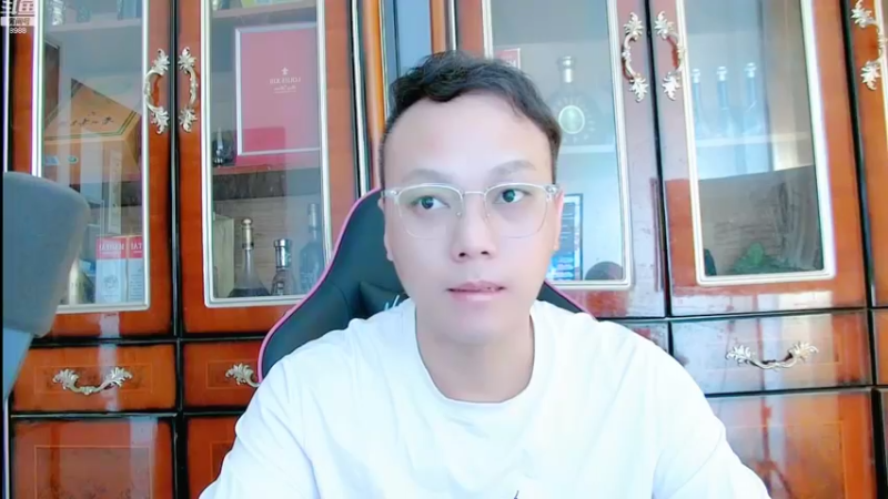 【2022-09-02 17点场】睡懵的渣皇：斗鱼最欧气直播间等你！！