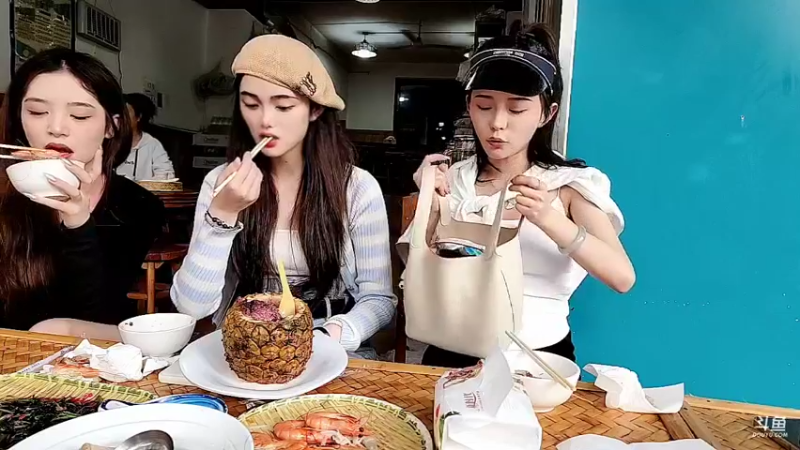 【2022-09-03 17点场】黑人毅：夜市卖烤串