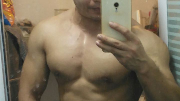 胸大肌的训练。
