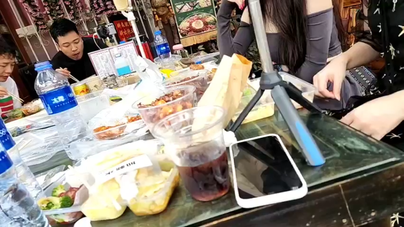 【2022-09-03 13点场】黑人毅：夜市卖烤串