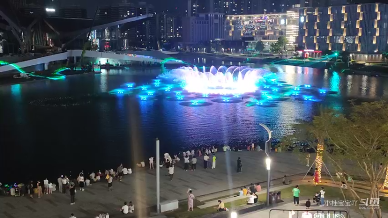 珠海航空新城音乐喷泉，美丽尽收眼底，约吗3