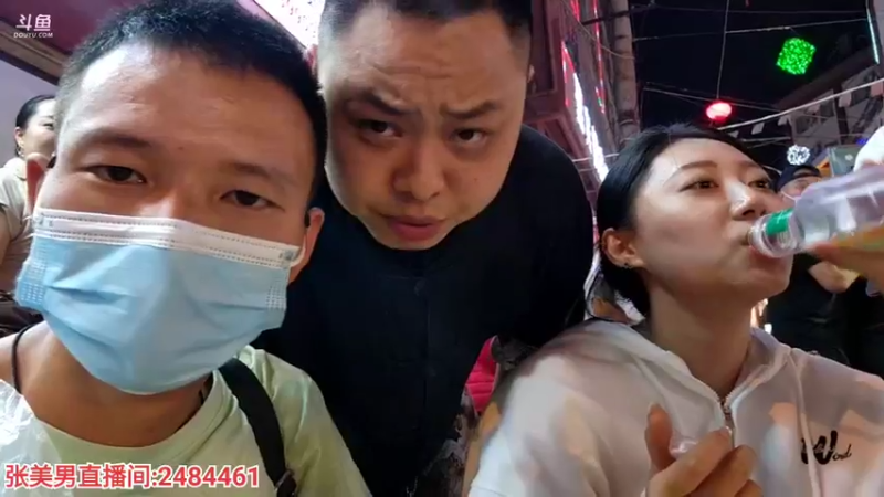 【2022-09-02 22点场】叶子户外：《摊王之王》昆明站，day1