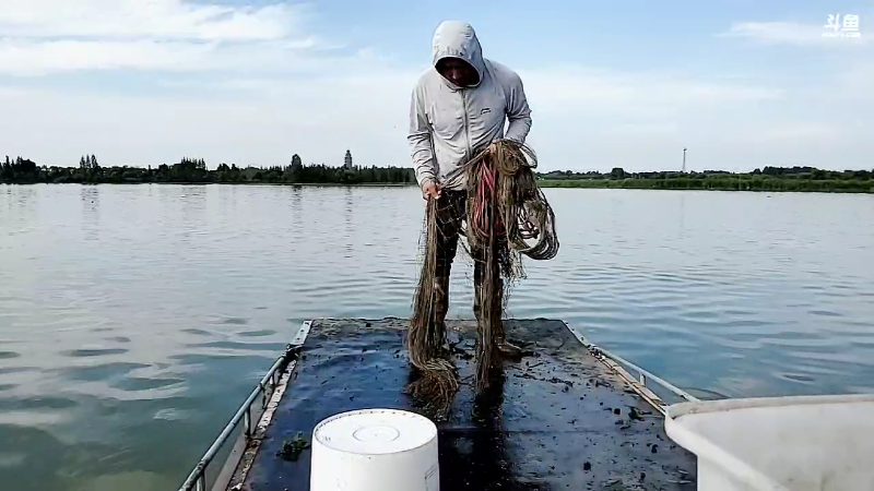 【户外】微山湖捕鱼武工队的精彩时刻 20220908 15点场