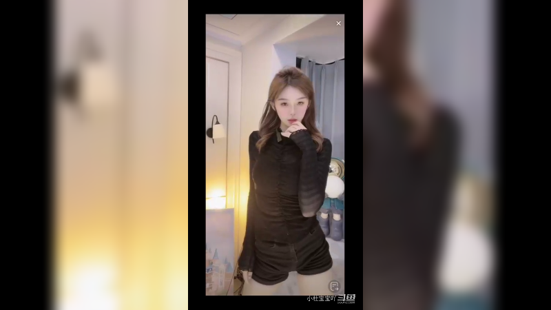 脸蛋清纯   笑容迷人的小姐姐3