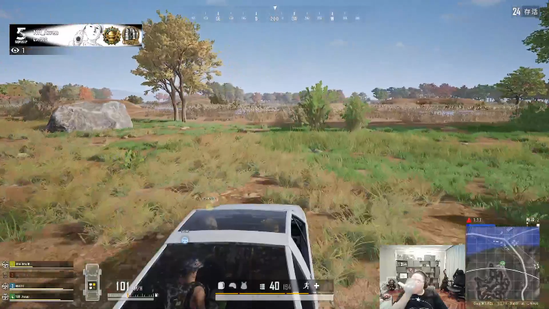 我在斗鱼看即将拥有人鱼线的PDD直播英雄联盟