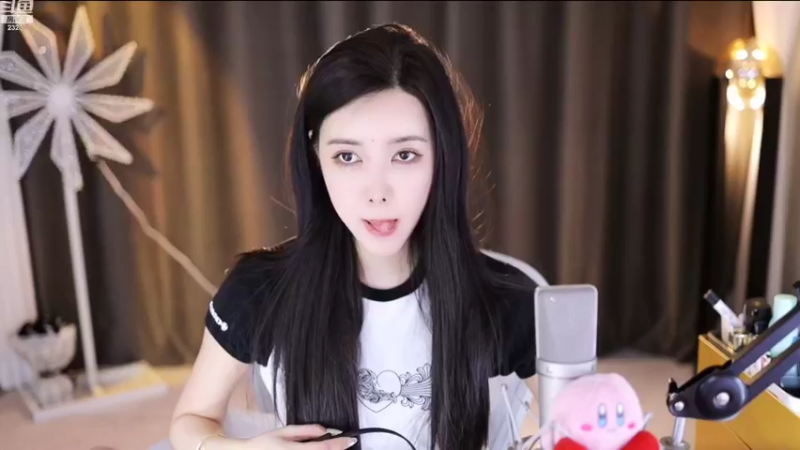 【2022-09-10 22点场】喵小莎：中午1点来，晚上10.30见。