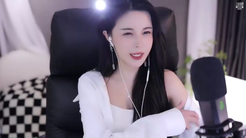 【2022-09-12 00点场】苏恩Olivia：苏恩：回来啦~~想我不