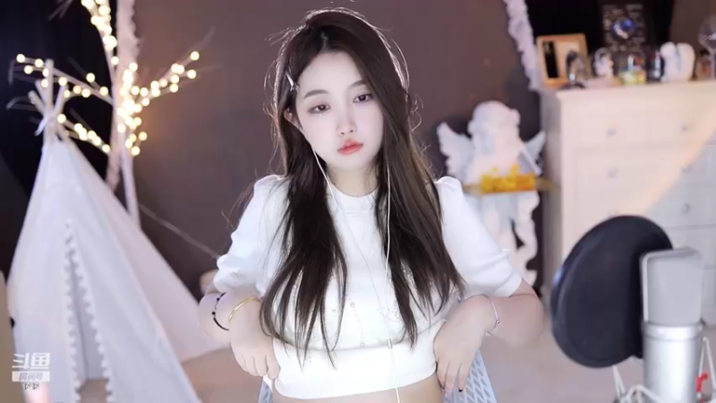 【2022-09-13 11点场】小肉球阿：爱笑的女孩运气不会差~~
