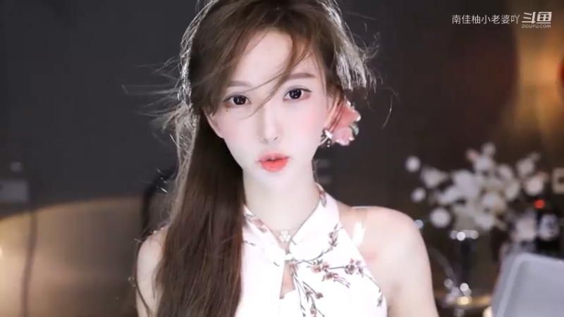 南妹儿：太漂亮了~太美了~