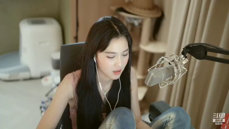 【2022-09-16 03点场】iu可可曾：一个跟着粉丝节奏的主播。