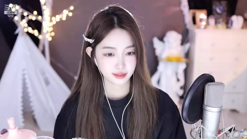 【2022-09-16 06点场】小肉球阿：爱笑的女孩运气不会差~~