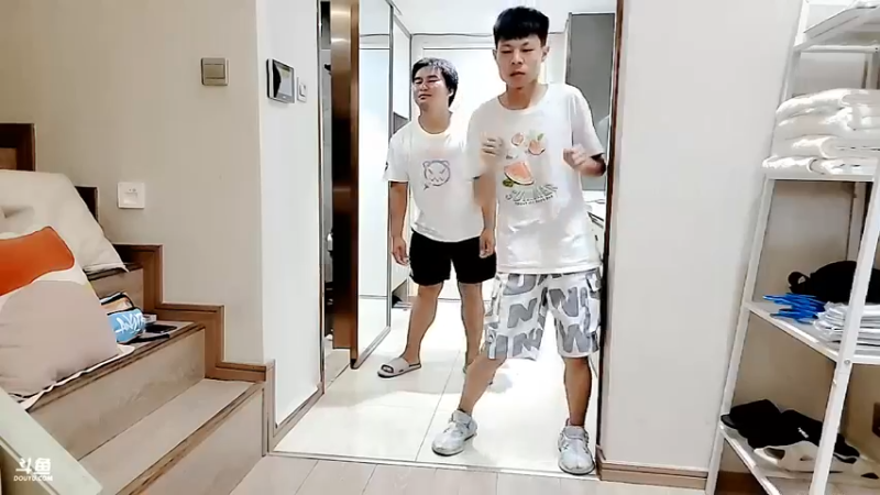 【2022-09-13 22点场】大嘴love：长沙【日行一善】