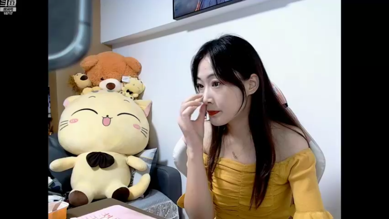 【2022-09-18 14点场】传情小小：小鹿：来排位受虐了~