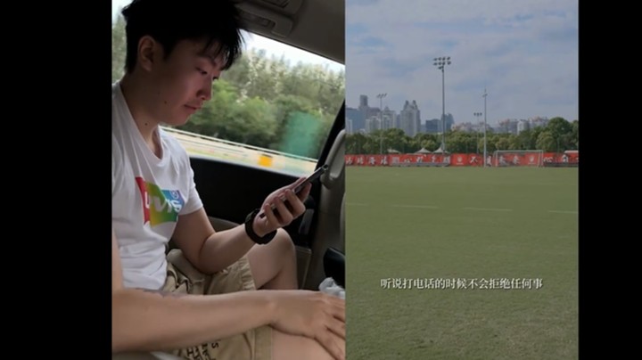 小小足球难不倒我，看我的！到时候世界杯来我直播间一块儿看球啊~