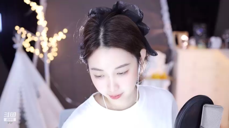 【2022-09-20 16点场】小肉球阿：爱笑的女孩运气不会差~~