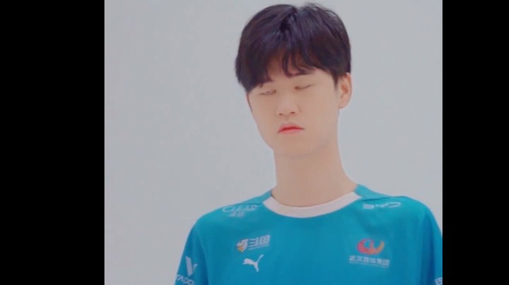 被我指到的人好运连连