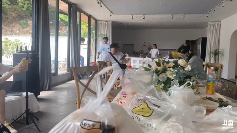 【2022-09-21 13点场】霸气虚幻哥1991：湖南bangbangbang冲冲冲
