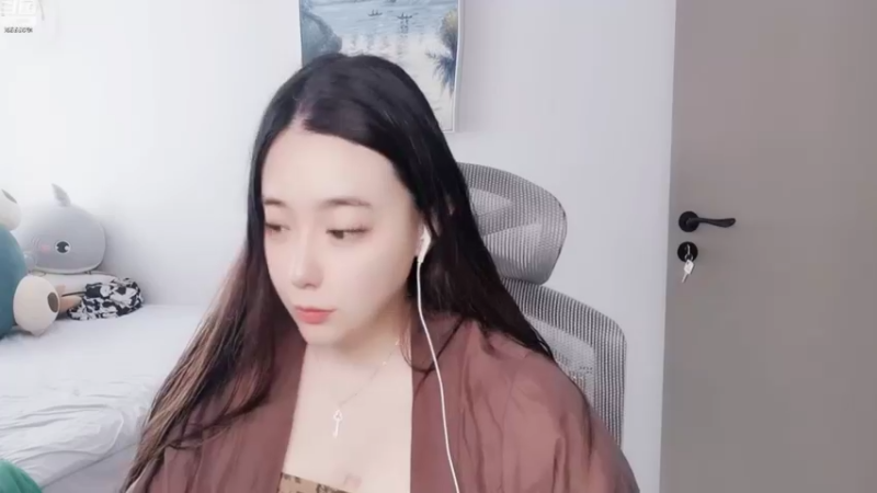 【2022-09-21 13点场】云樱花颜金步摇S：双倍，不定时的播一下下