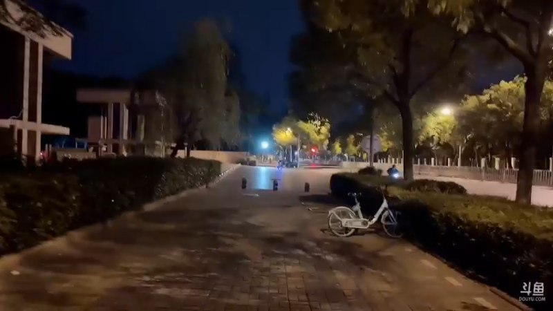 【2022-09-21 01点场】A趣趣趣趣：武汉夜宵搞起搞起！！