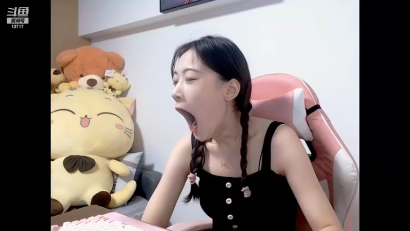 【2022-09-25 18点场】传情小小：小鹿：希望别机器码了