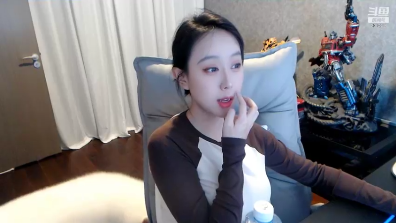 【2022-09-24 20点场】凑不要脸小菡菡：电竞卡戴珊
