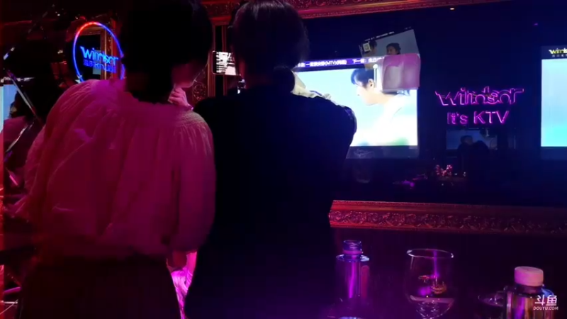 【2022-09-24 01点场】果冻cc007：湖南bangbangbang直播中