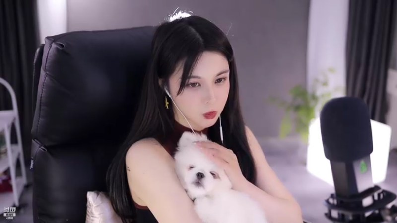 【2022-09-28 01点场】苏恩Olivia：苏恩：晚上好鸭~~~