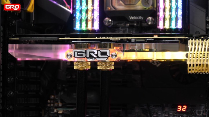 BRO私人定制-酷冷至尊C700M 微星闪电主题 分体水冷 装机SHOW
