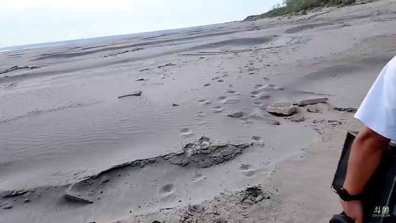 【2022-09-28 15点场】洪湖小肖：盲盒求生大家多多参与一下