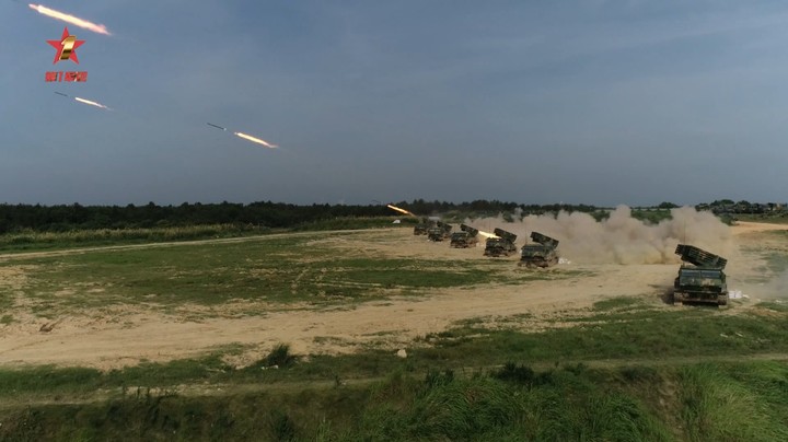 【第一军视】看炮弹飞！炮兵实弹射击考核震撼来袭