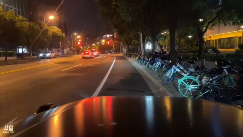 【2022-10-01 18点场】黑人毅：国庆快乐280072