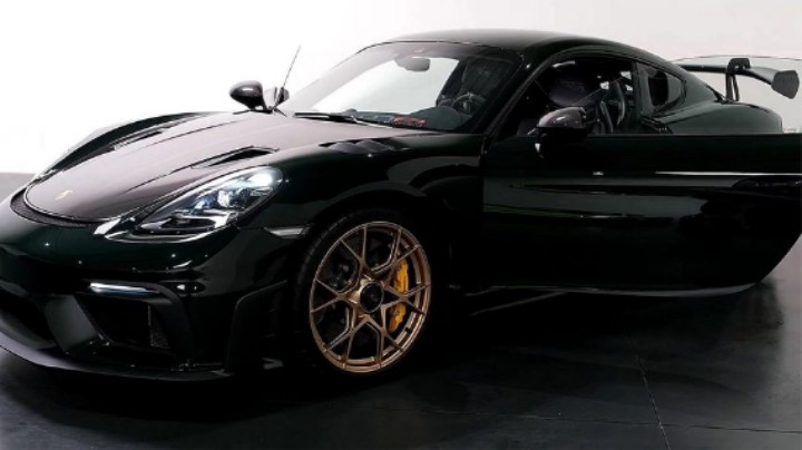 2022款保时捷718 Cayman GT4 RS野性双门跑车 外观内饰拍摄